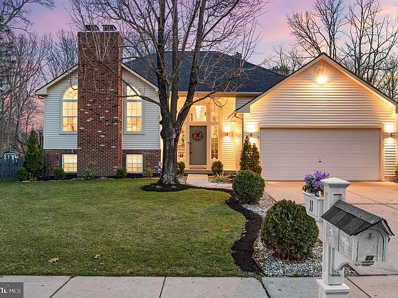 2nd image of 11 Frederick St