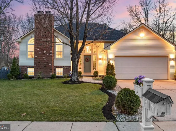 11 Frederick St, Sicklerville, NJ 08081