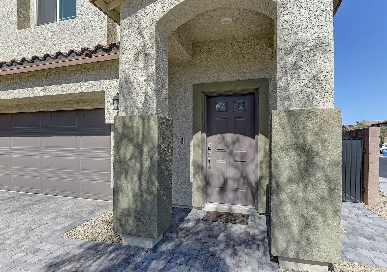 Beautiful Two-Story Home Featuring Attractive Desert Landscaping. — Photo 3