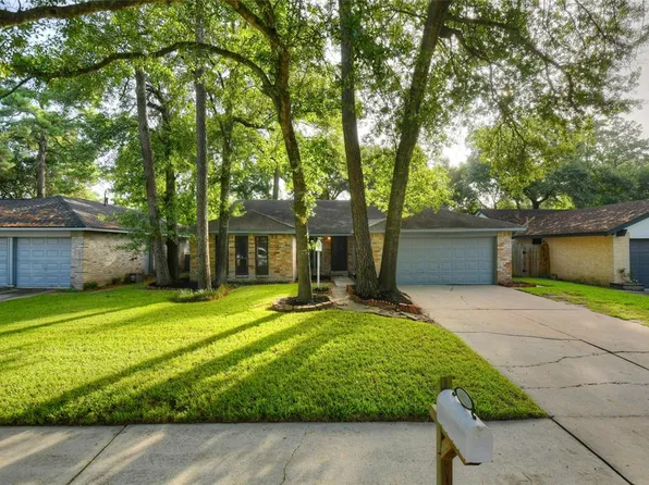16722 Bonnie Sean Dr, Spring, TX 77379