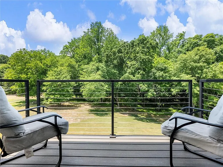 566 Versailles Dr — Photo 57