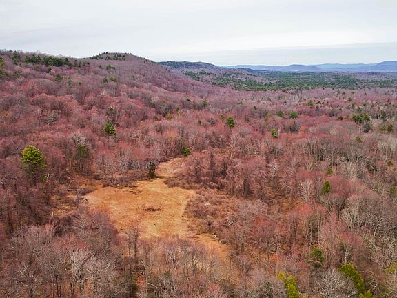 3rd image of 182 Old Stage Rd