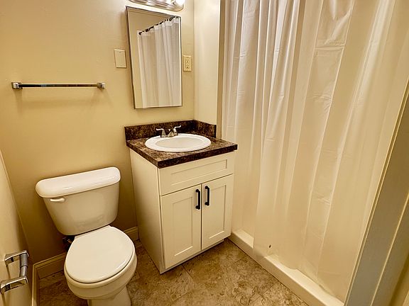 5th image of 1812 E St #206