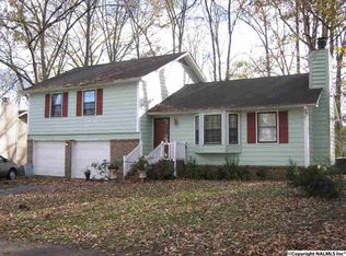 1012 Antietam Rd SE, Huntsville, AL 35803