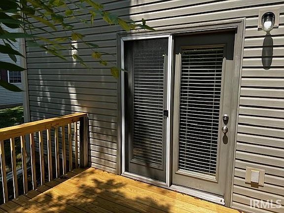 3rd image of 3477 S Oaklawn Cir