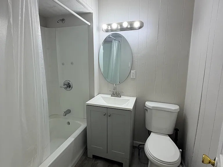 478 N Pennsylvania Ave #1 — Photo 6