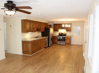 1645 Post Rd #A, Wells, ME 04090