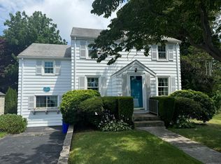 7 Dart St, New London, CT 06320