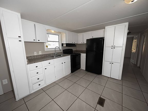 2nd image of 3118 Dudley Rd Lot 63