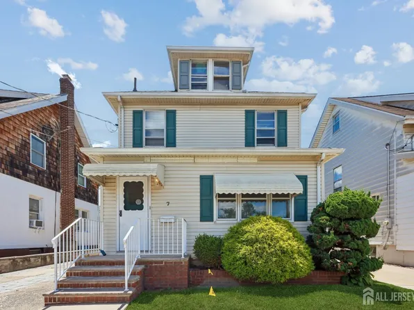 7 Johnson Pl, South River, NJ 08882