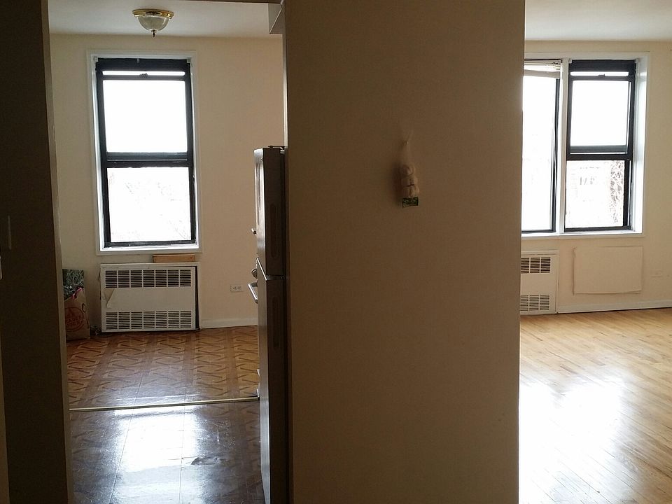 1st image of 860 E 18th St APT 6E