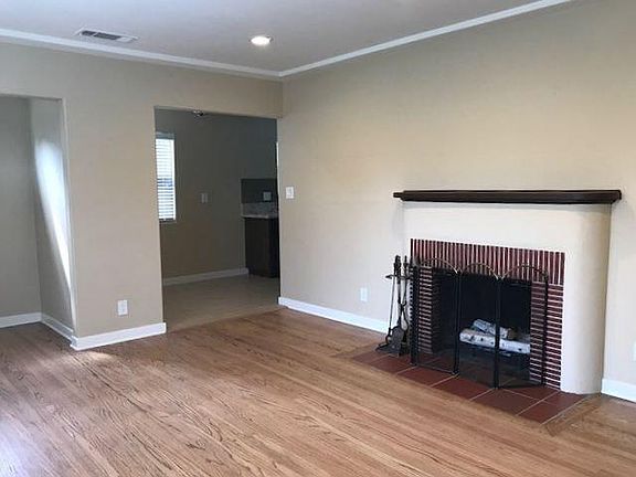 4th image of 633 N Reese Pl