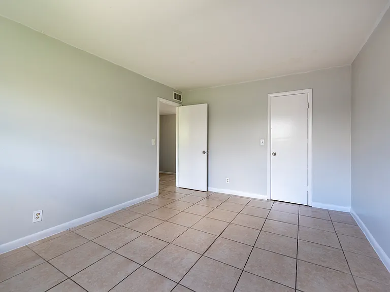2123 Davie Blvd #245 — Photo 8