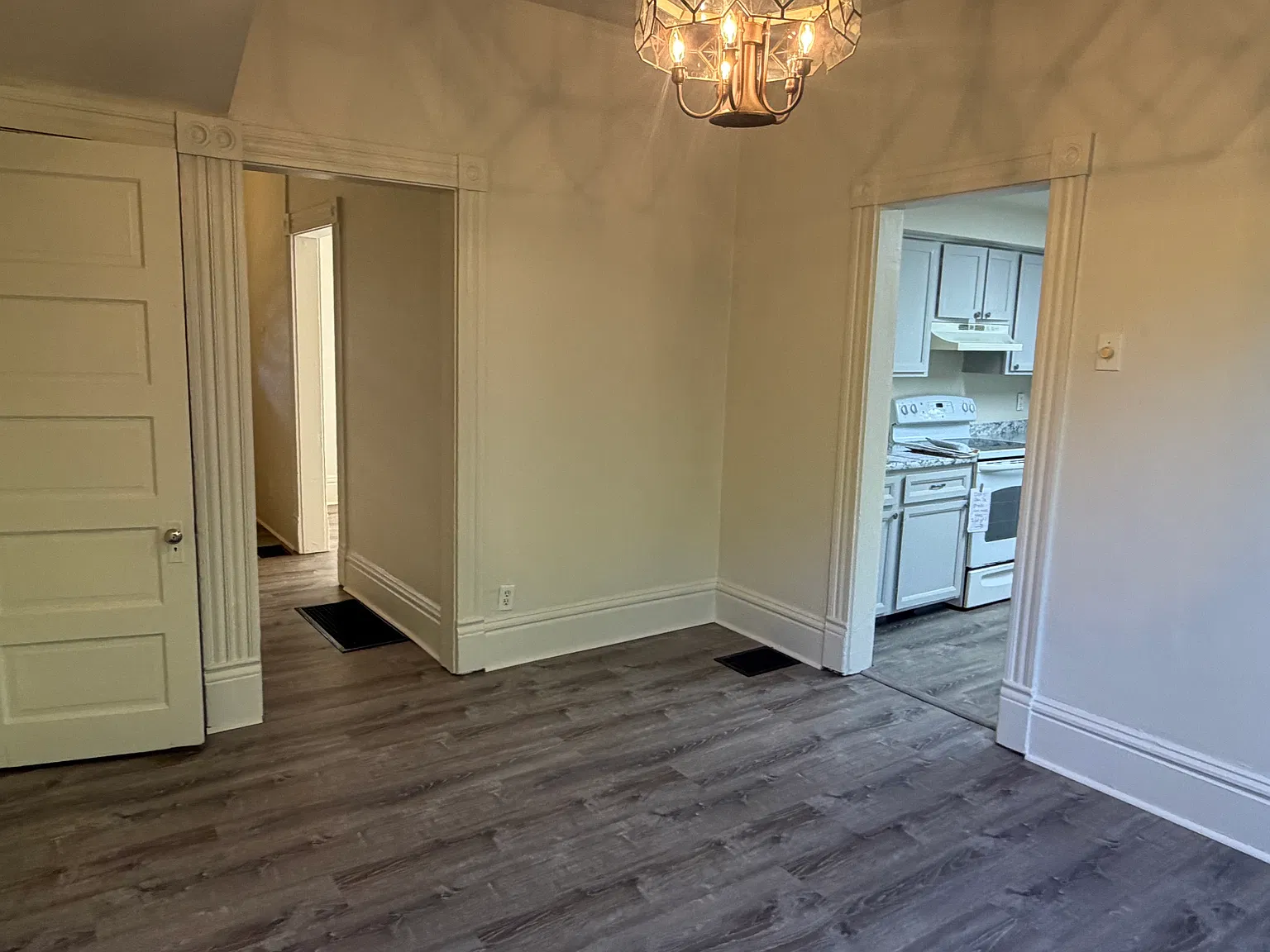 4 bed, 1705 sqft, $1,350 — Photo 4