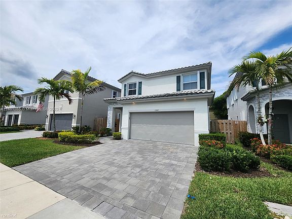 3rd image of 1364 SE 26th St #1364