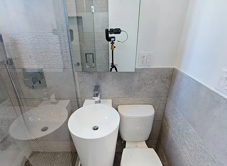 624 E 11th St #3D — Photo 8