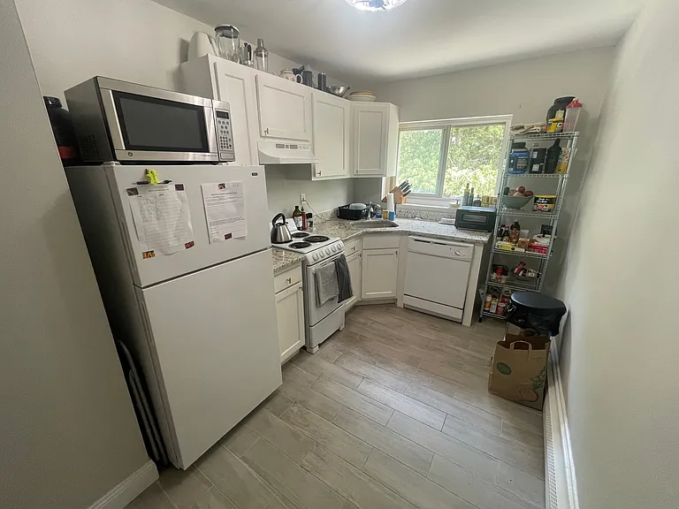 63 Selkirk Rd #8 — Photo 19