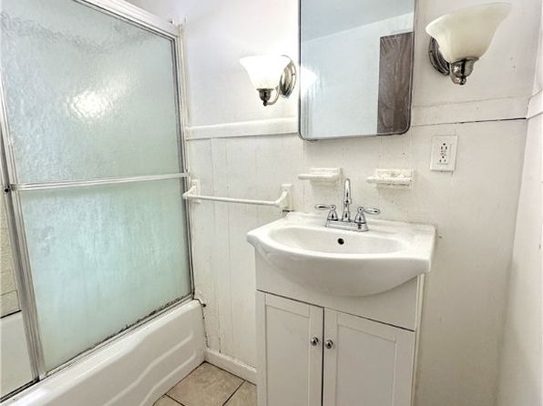 pittsburgh-pennsylvania-11417857 picture