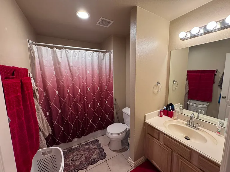 814 Honey Hill Dr — Photo 4