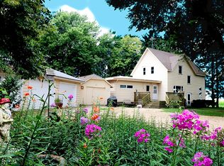 5830 Lee Rd, Shabbona, IL 60550