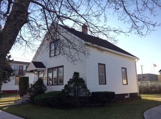 1708 Jackson St, Two Rivers, WI 54241