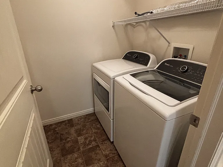 2431 E Ox Yoke Dr — Photo 10