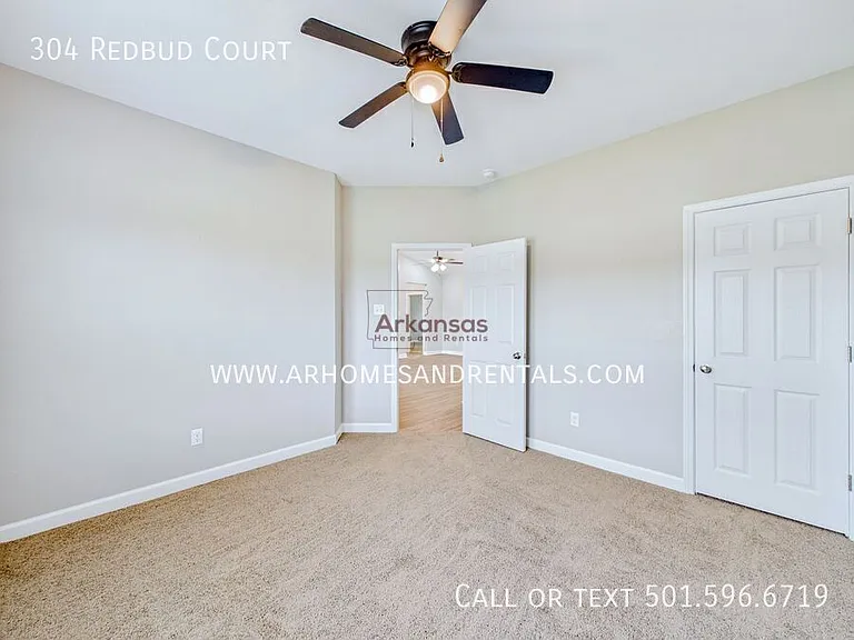 304 Redbud Ct — Photo 11