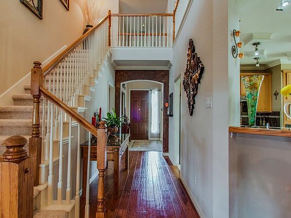 3rd image of 3113 Hemlock Ln
