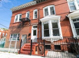 17 2nd Ave, Newark, NJ 07104