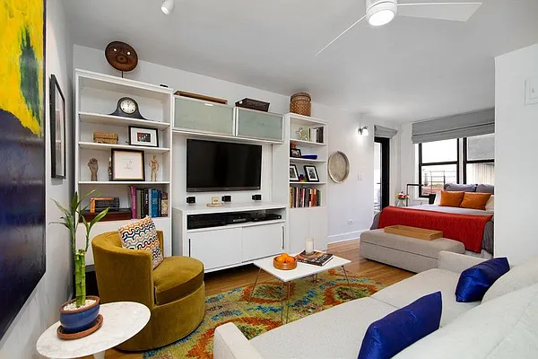 Sold by Kleier Residential | media 2