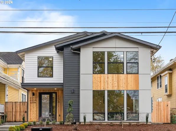 2228 SE Ankeny St #1, Portland, OR 97214