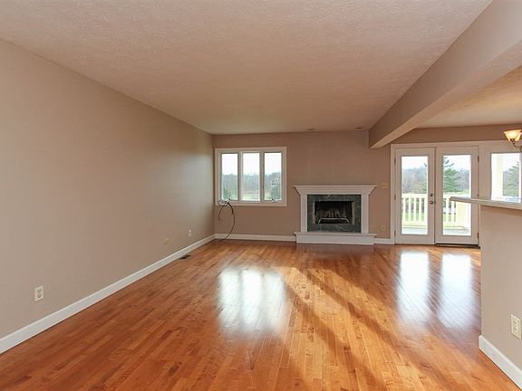 4th image of 5149 Fairway Dr