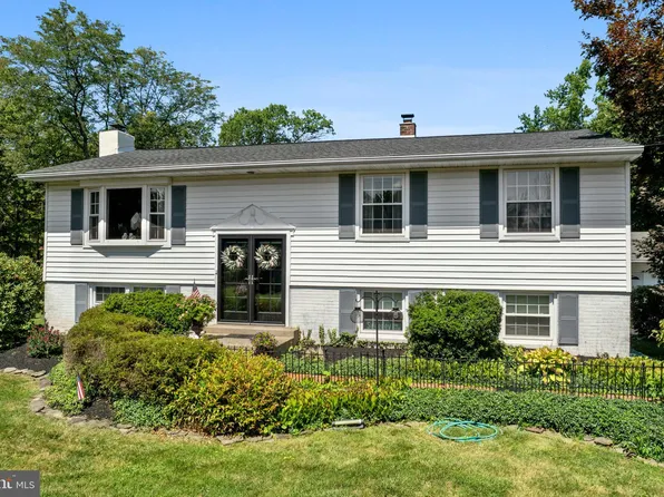 2320 Old Forty Foot Rd, Harleysville, PA 19438