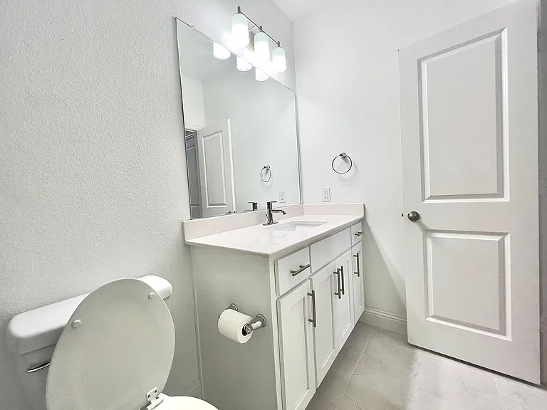 109 Canonbury Dr — Photo 40