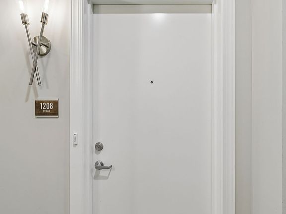 3rd image of 141 Saundersville Rd #1208