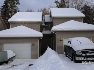 838/840 N Garfield St, Moscow, ID 83843