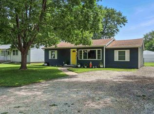 644 S 3rd St, Colona, IL 61241