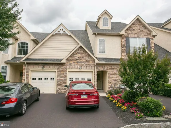 2405 Romano Ct, East Norriton, PA 19401