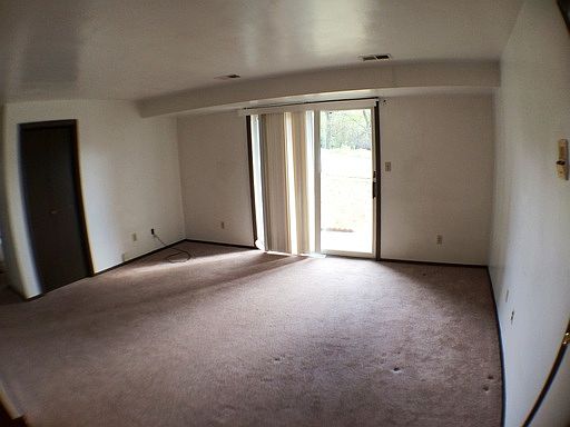 3rd image of 213 Concord Ct APT 2