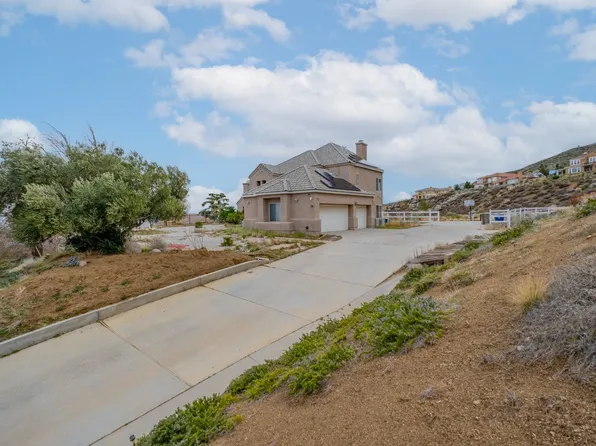 420 Sugar Loaf Dr, Palmdale, CA 93551