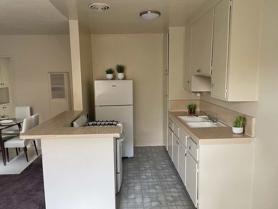 2nd image of 12122 Idaho Ave APT 111