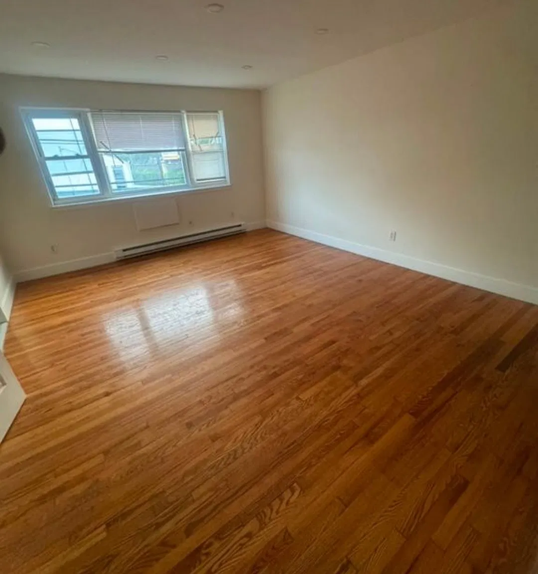 2 bed, $2,000 — Photo 4