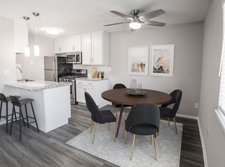Pepperwood Townhomes & Gardens, Cleveland, OH 44124