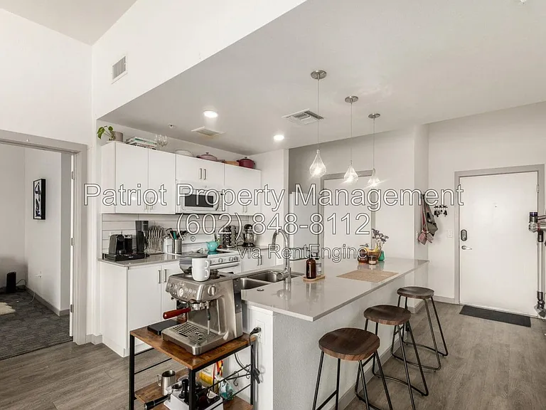 1130 N 2nd St #308 — Photo 8