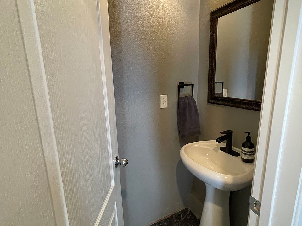 1st image of 329 Fountain Crossing Ln #329