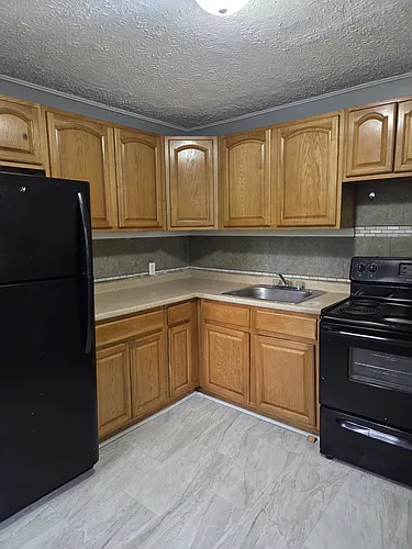179 Woodlawn Cir Photo 1