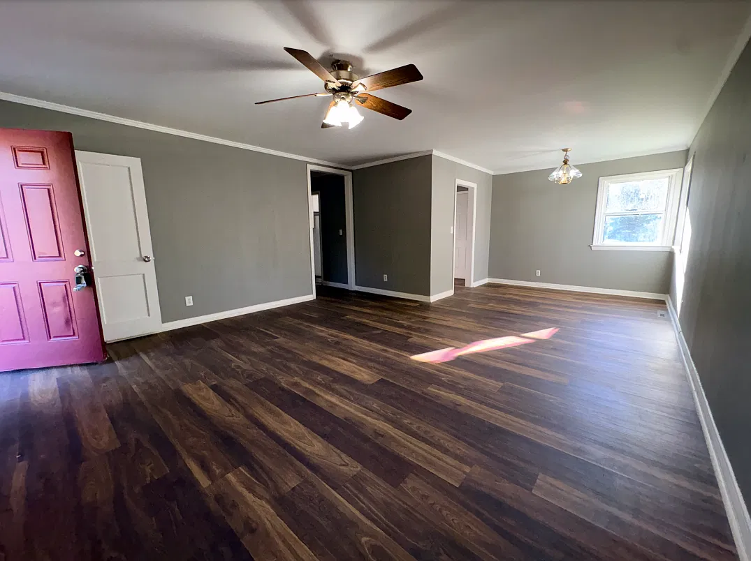3 bed, 1.5 bath, $1,400 — Photo 3