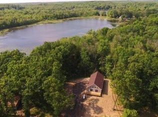 940 Twin Lk, Tipton, MI 49287