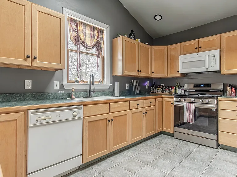 259 N California Ave — Photo 17