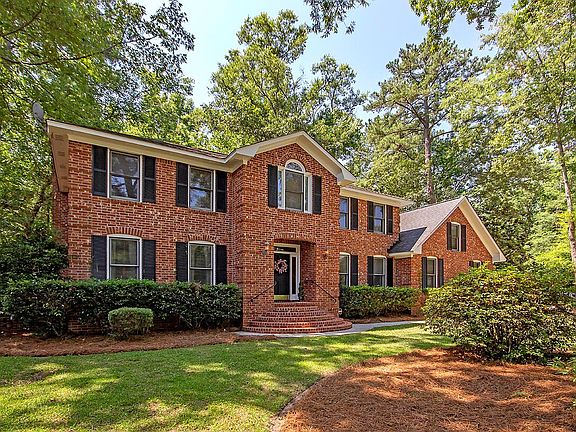 2nd image of 200 Glenforest Ct